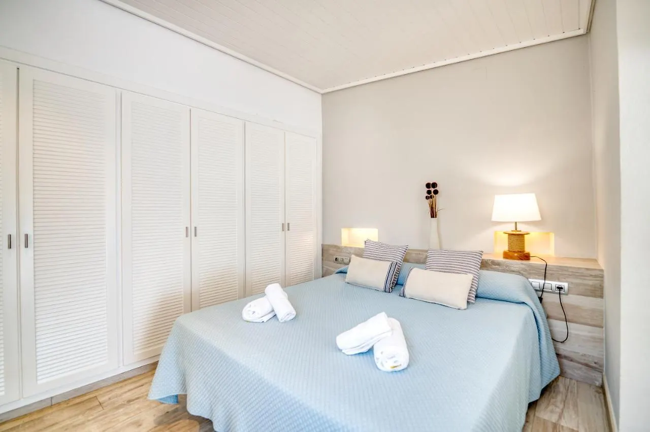Exclusive Position Front Line Apartments Calau Calella De Palafrugell 0*,