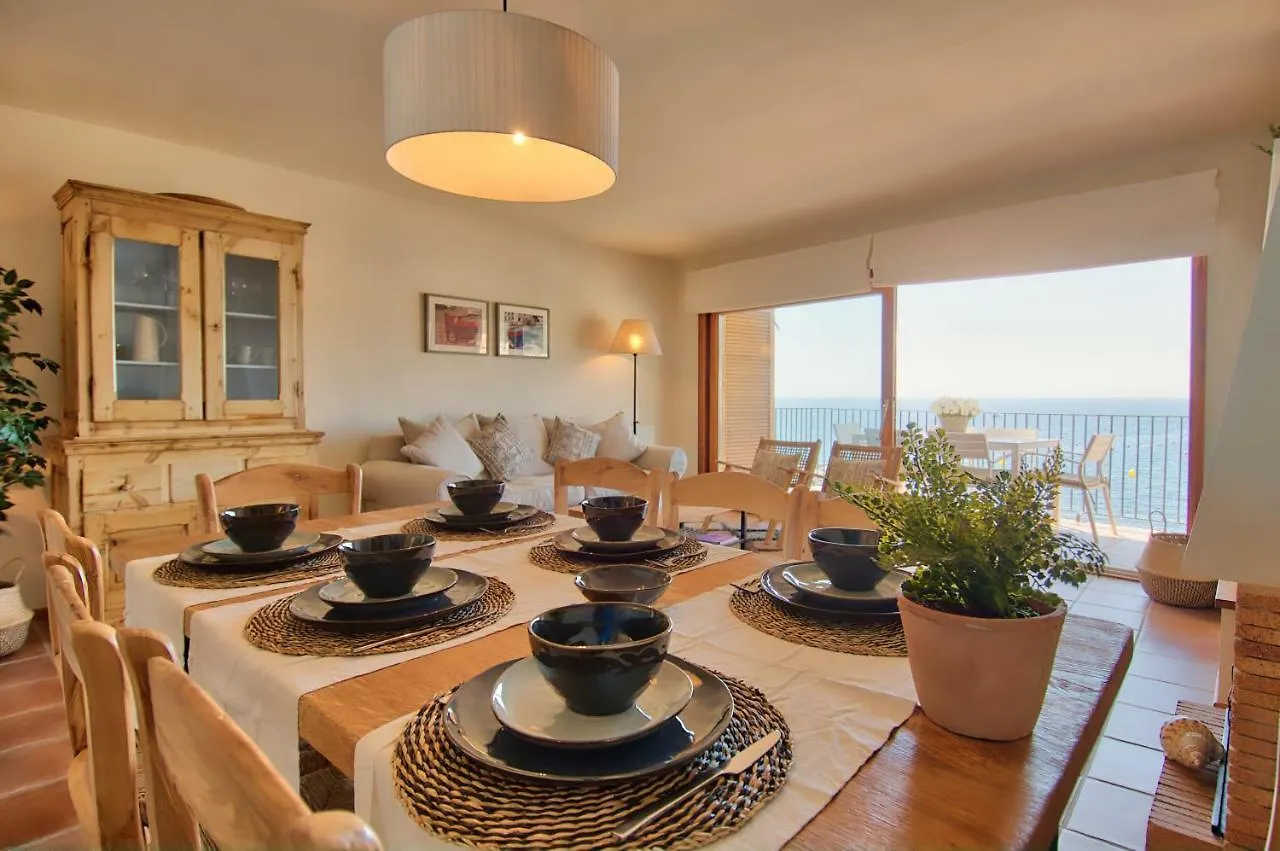 Exclusive Position Front Line Apartments Calau Calella De Palafrugell 0*,